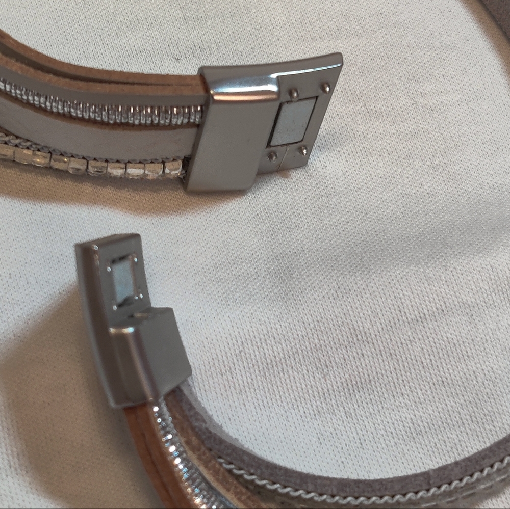 Layered silver wrap bracelet - Picture 5 of 6